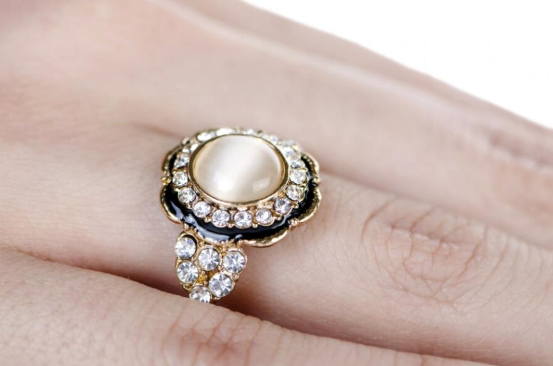 Обручальные кольца влияют на сюжет брака