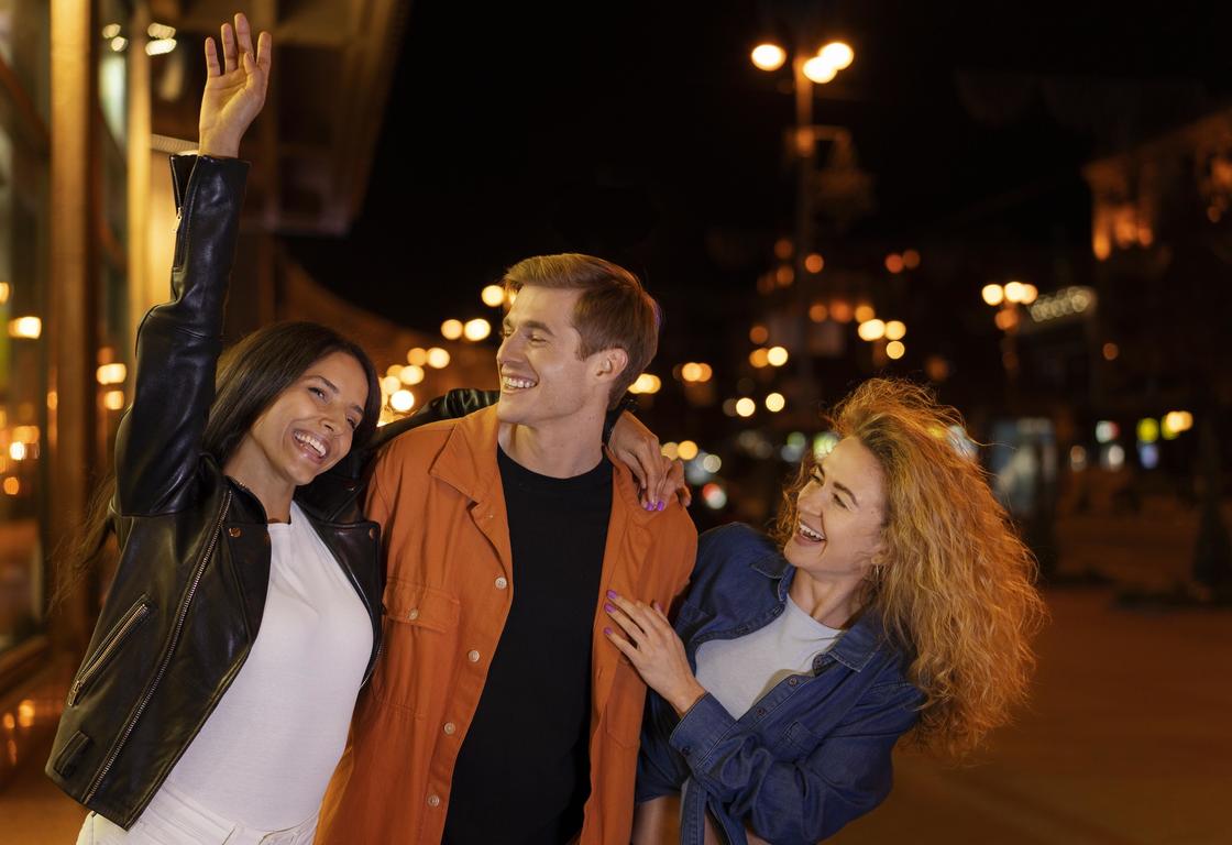 Мужчины Весы используют дипломатичность для гармоничных и крепких отношений Дружба и личные отношения