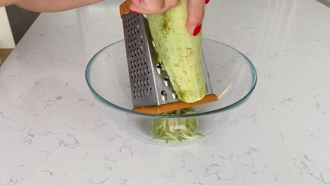 Полезные завтраки: лучшие утренние блюда от Гульжаннат Нурушевой Кабачковые оладьи