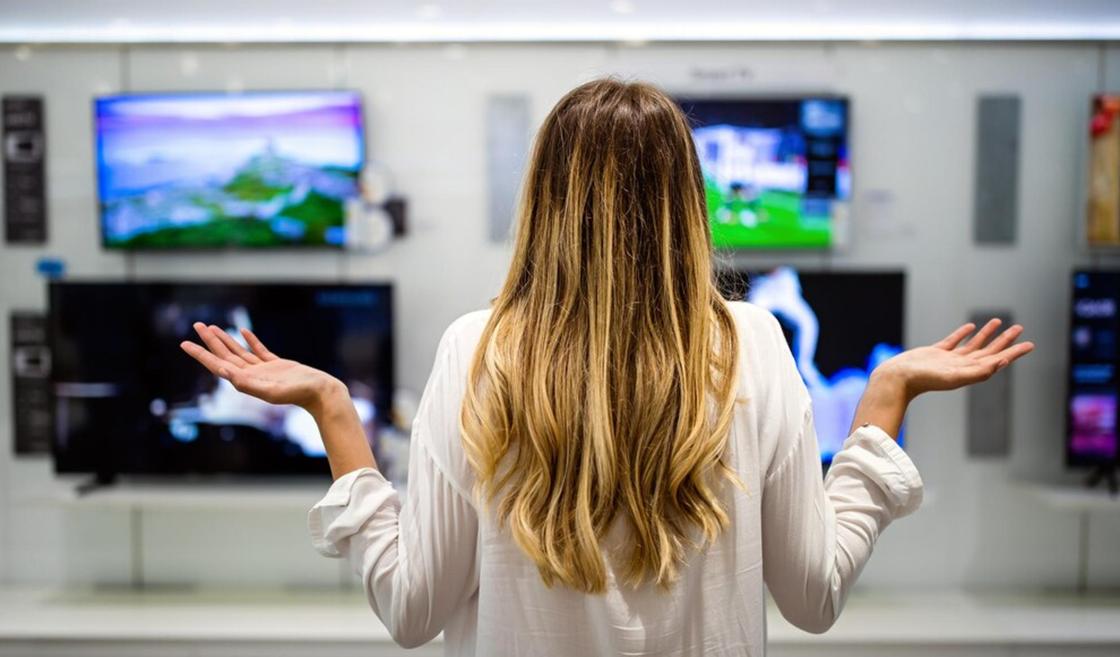 Как Ретроградный Меркурий и Плутон в Водолее формируют финансы и новые шансы Лев