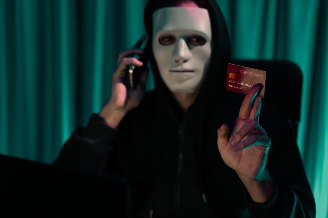 Рыцарь пентаклей в раскладах на финансы