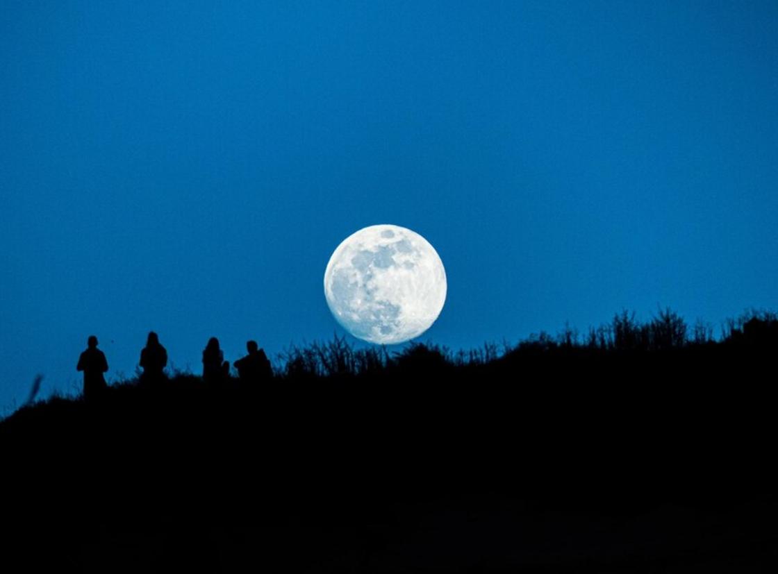 Суть суперлуния