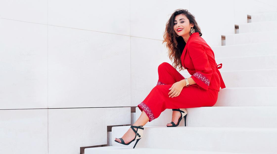 Цветовая психология: как оттенки отражают внутреннюю сущность Красный