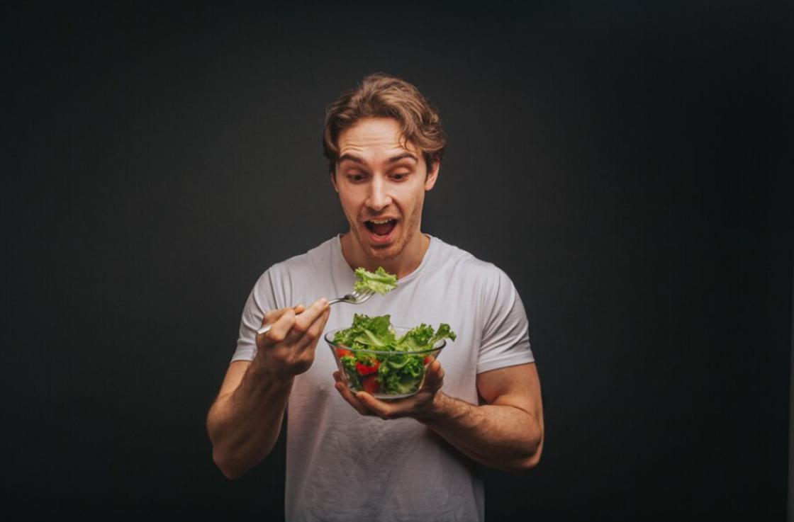 Узнайте что май 2025 приносит китайским знакам согласно прогнозу астролога Пунита Панди Собака