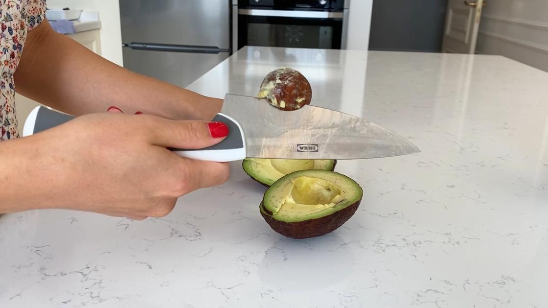 Полезные завтраки: лучшие утренние блюда от Гульжаннат Нурушевой Завтрак с авокадо