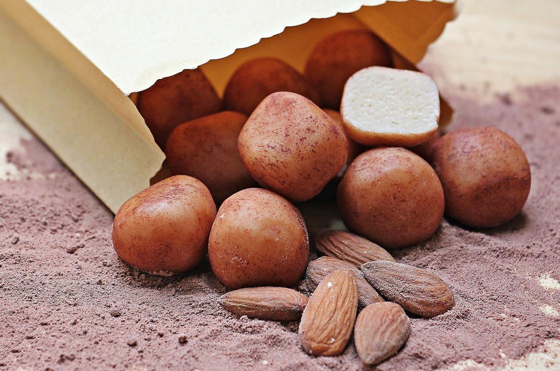 Марципан: состав, происхождение и лучшие способы подачи на столе Основные ингредиенты марципана