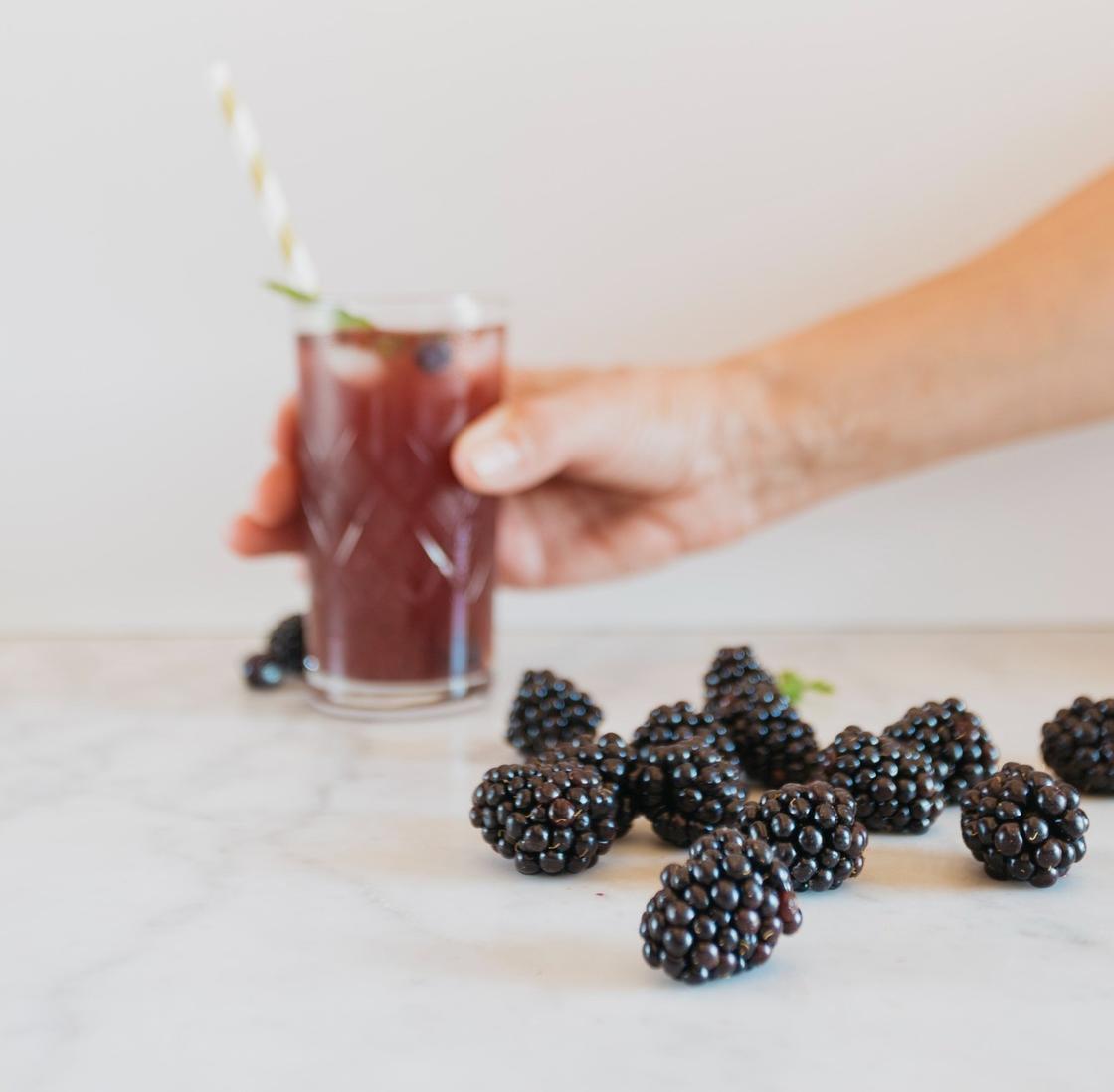 Ежевика: витамины, калорийность и как влияет на иммунитет Особенности потребления ежевики