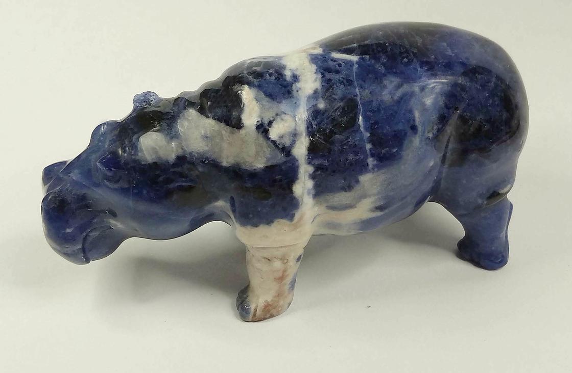 Как выглядит содалит