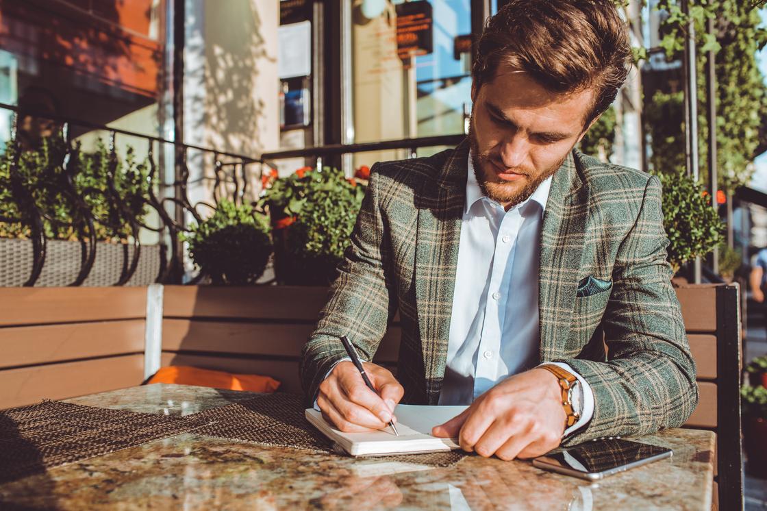 Общий гороскоп для Стрельцов-мужчин