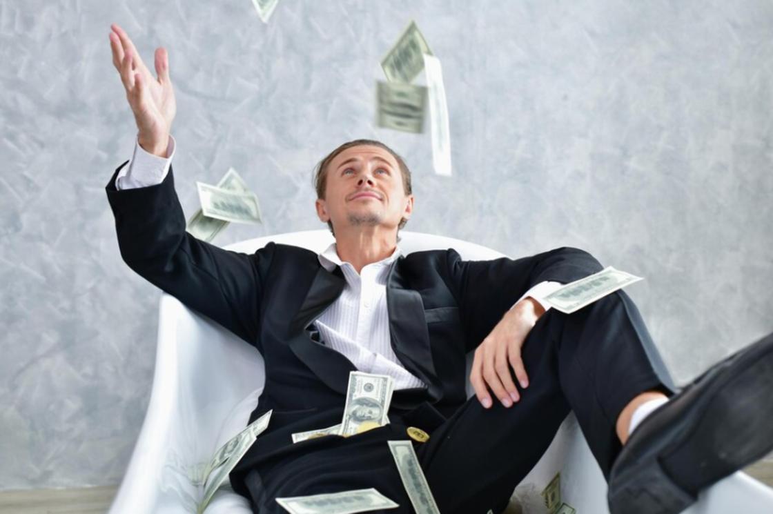 Приметы о чихании: толкование по дням от астролога Сьюзан Тейлор Понедельник