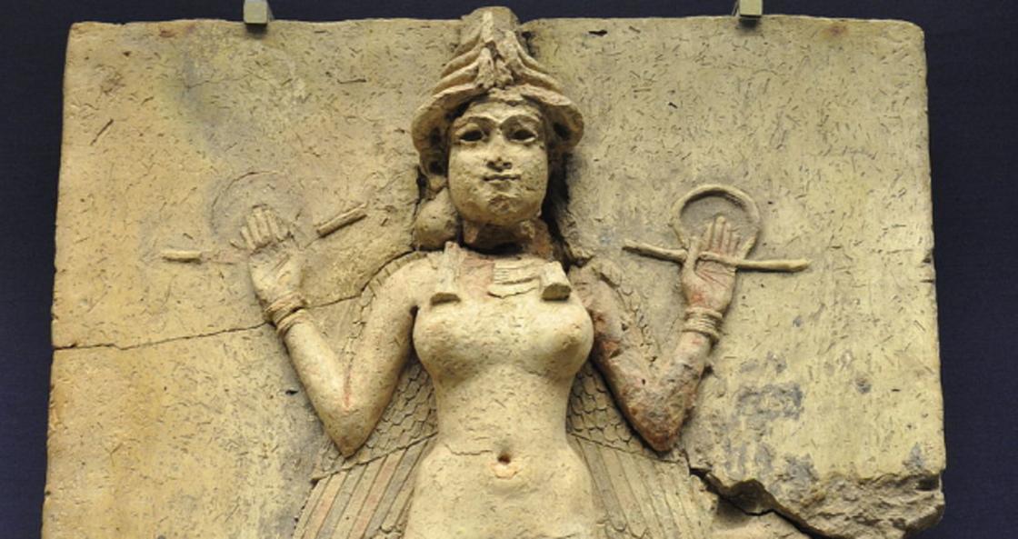 Суть Черной Луны в астрологии и натальной карте