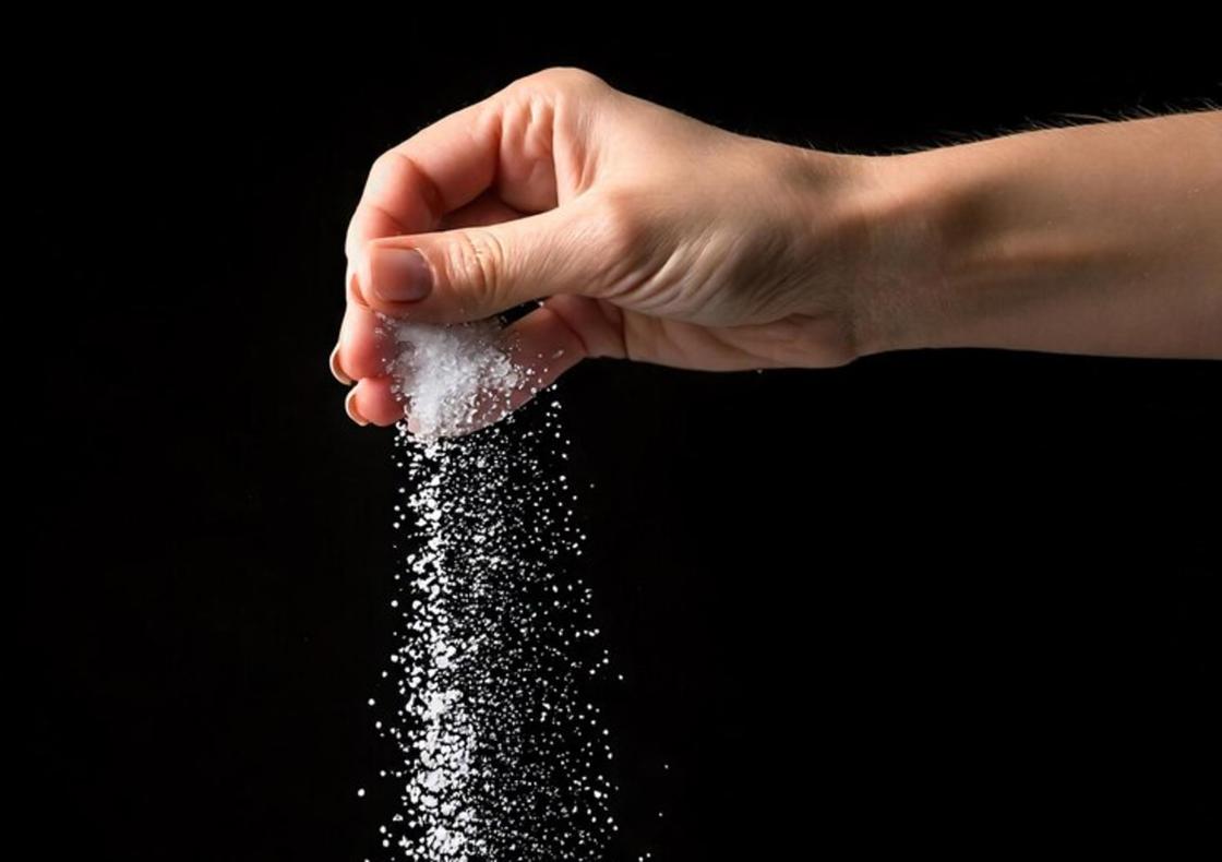 Сглаз и зависть: защита от негатива по советам Тины Каро Рассыпьте соль в доме