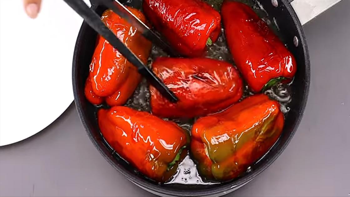 Рецепты из перца на зиму: 5 оригинальных идей для заготовок Жареный перец с чесноком