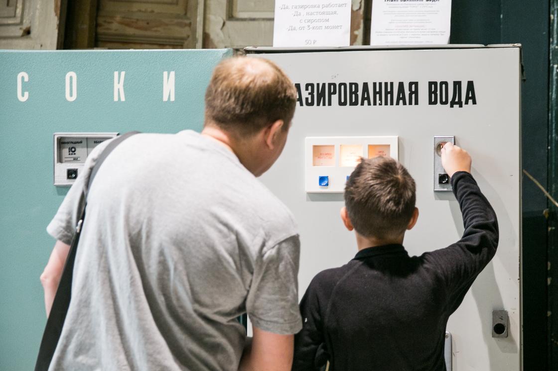 Газированные напитки из автомата