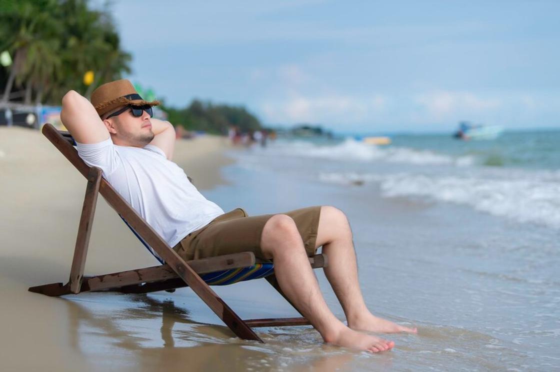 Узнайте какие знаки зодиака летом в июне могут встретить долгожданную любовь Скорпион