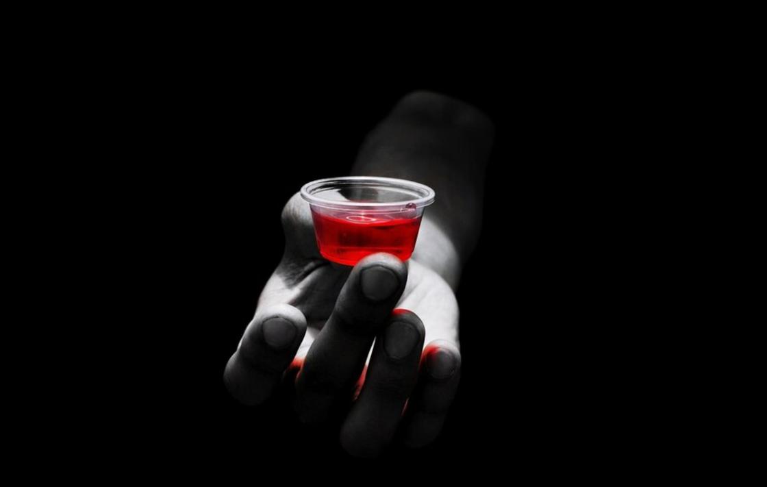 Вампиры: реальность легенд и символизм в эзотерике и культуре В медицине и криминологии есть свое обоснование вампиризма