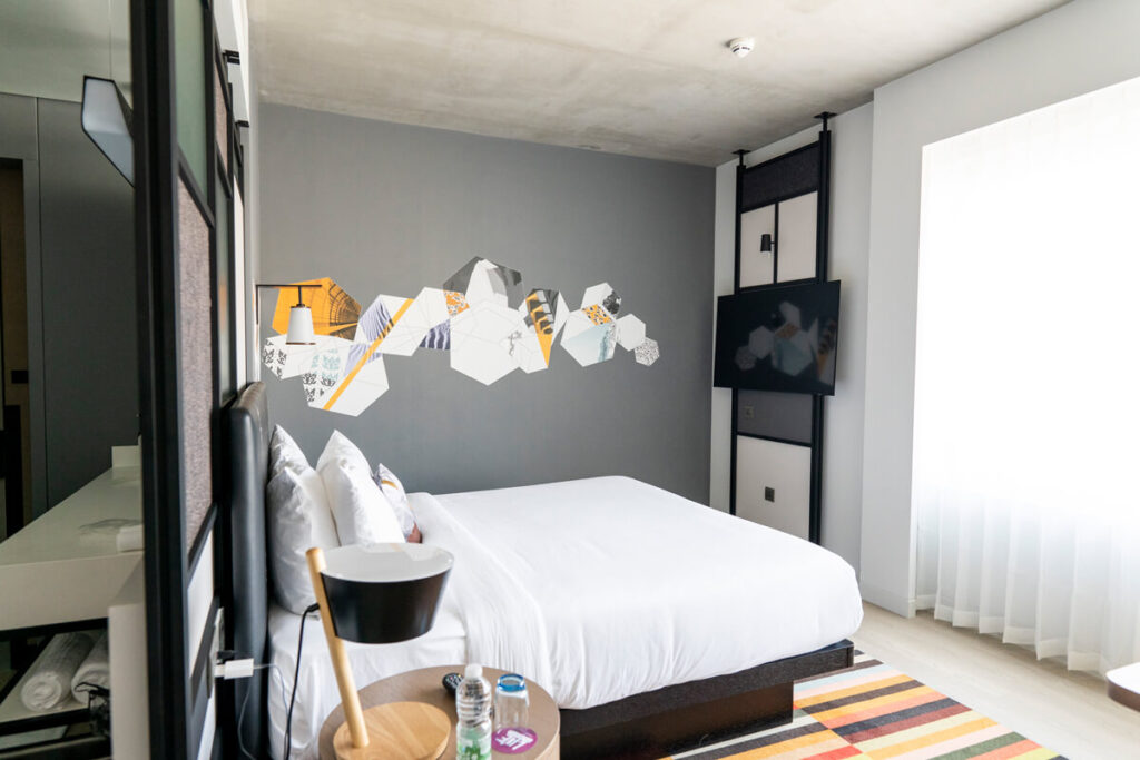 Двомісний номер Aloft Muscat