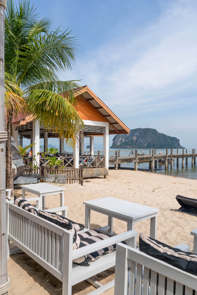 Baan Taranaya Resort Beach
