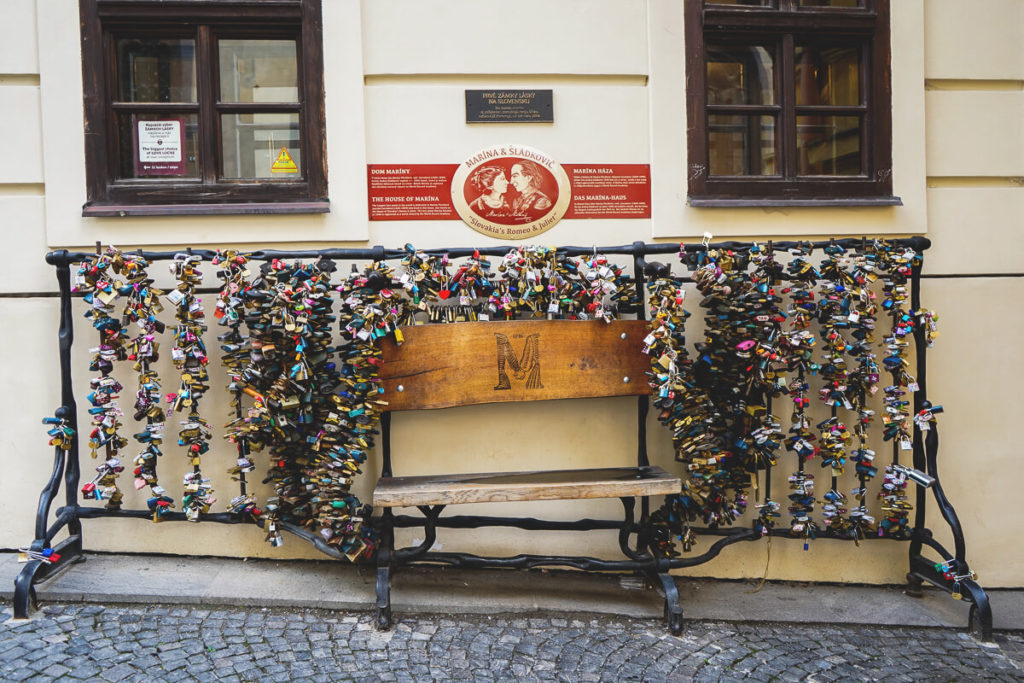 Bank-der-Liebe-Love-Bank-Schemnitz-Banska-Stiavnica
