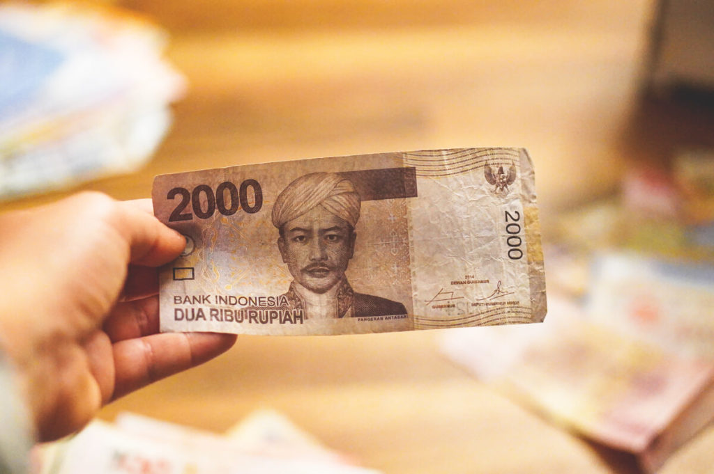 Cash-Currency-Indonesia-Banknote-Rupiah
