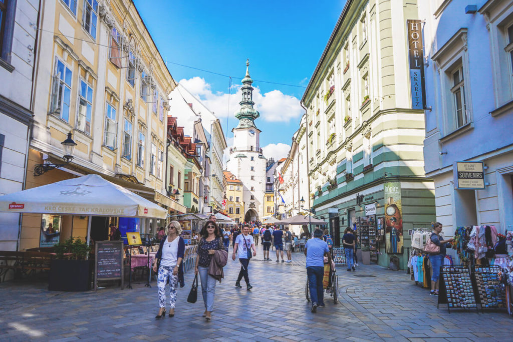 Bratislava-Sehenswuerdigkeiten-Altstadt-Michaelertor