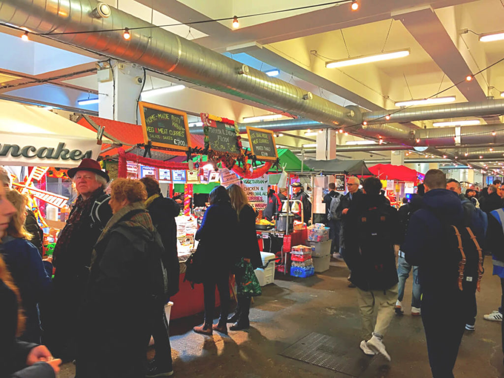 Brick-Lane-Market-East-London-Halle