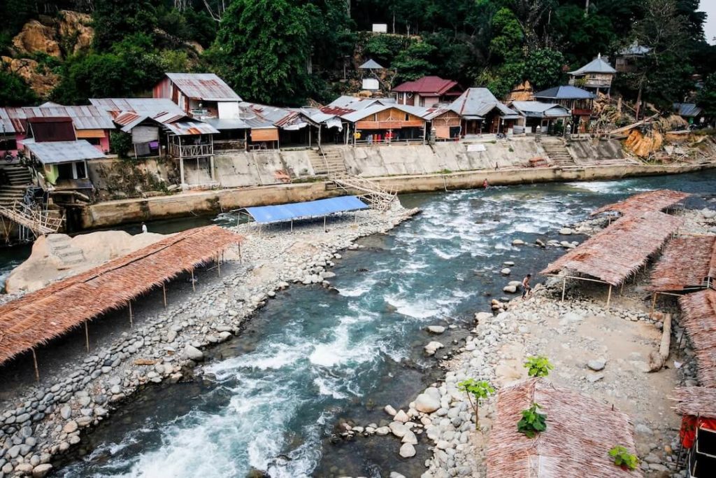 Bukit-Lawang-Sumatra-Dorf