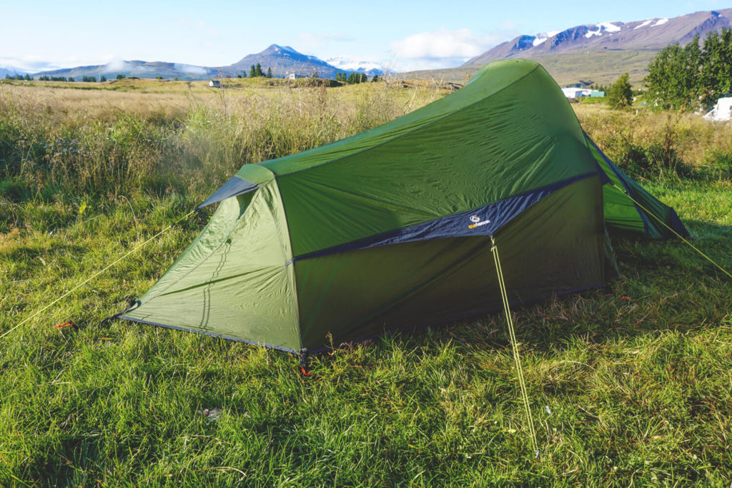 Camping-auf-Island-Zelt-Campingplatz