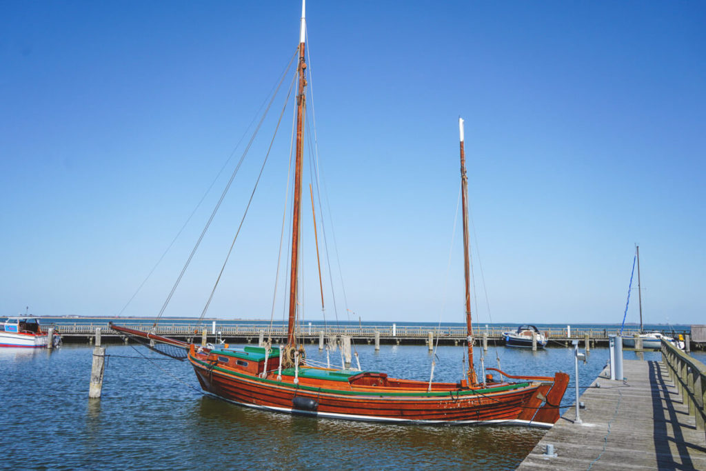 Dierhagen-Hafen-Zeesboote-Bodden-1