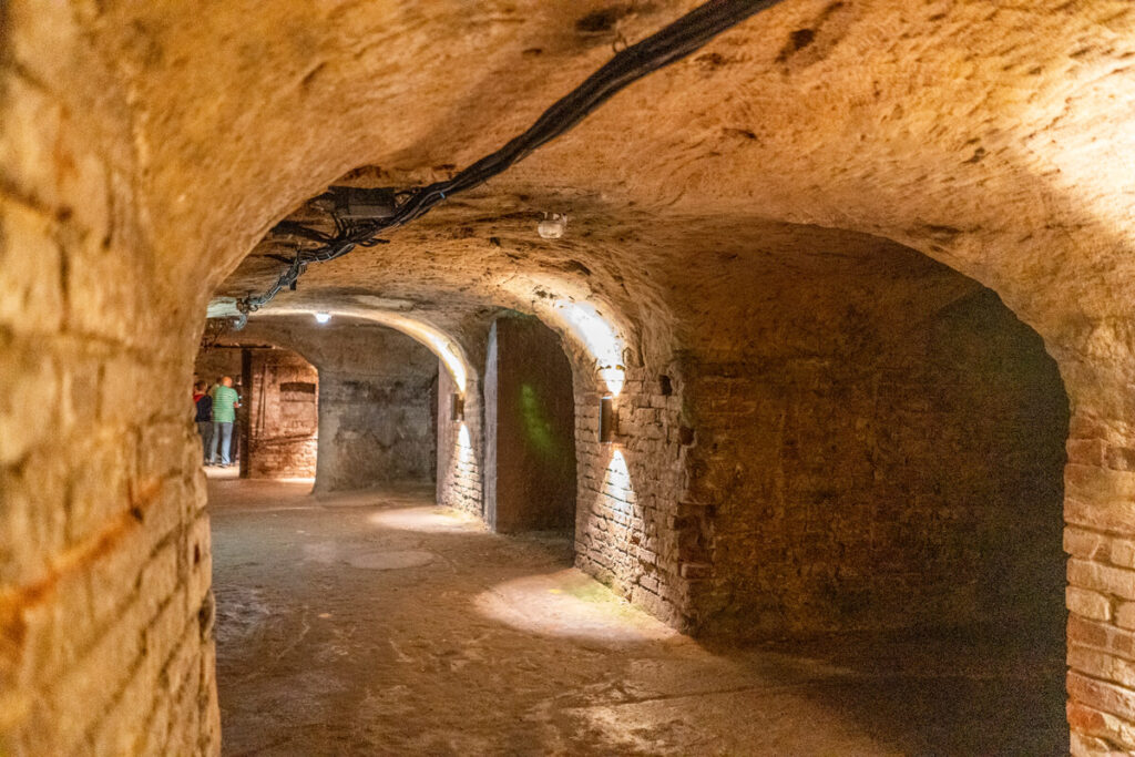 Historische Felsengänge