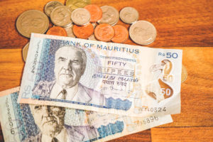 Geld-Mauritius-Scheine-Muenzen-Waehrung