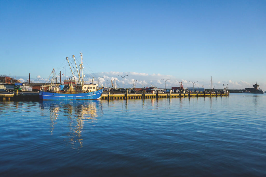 Hafen-Buesum-Nordsee-Boote