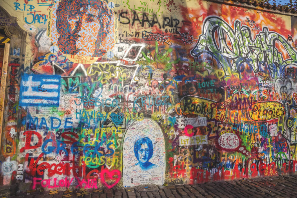Highlights-in-Prag-John-Lennon-Mauer
