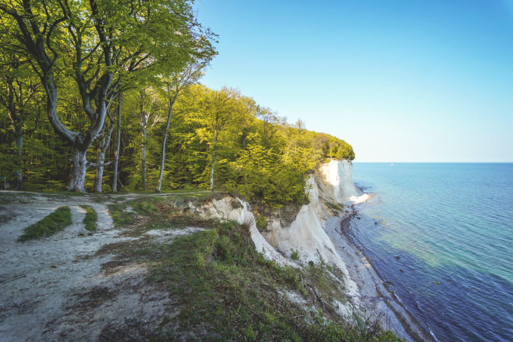 Hochuferweg-Wanderung-Nationalpark-Jasmund-Insel-Ruegen-Ostsee