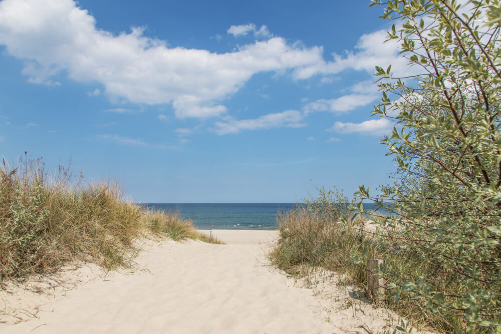 Beach access-Hotels-on-Usedom-Upstalsboom-Hotel-Strandidyll
