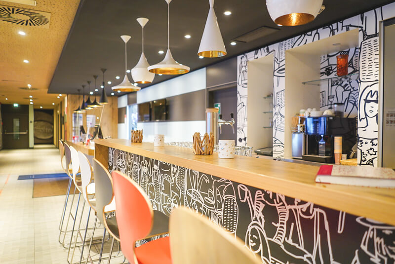 Ibis-Innsbruck-Hauptbahnhof-Lobby