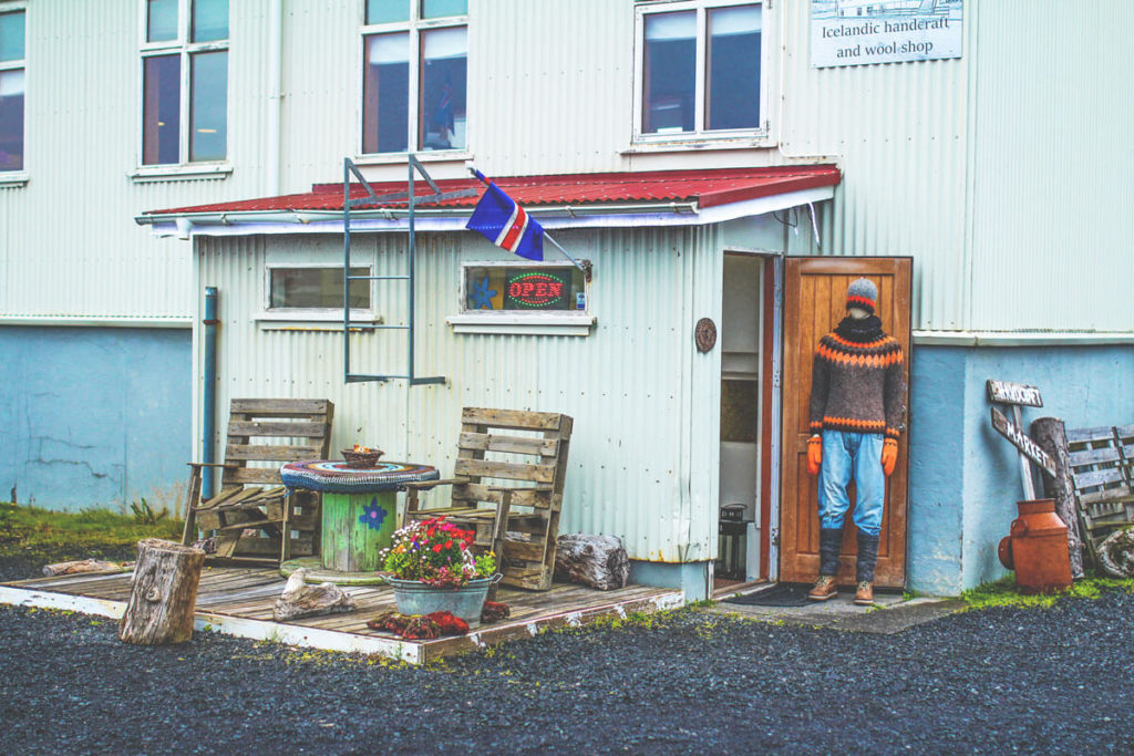 Stokkseyri Island Round Trip