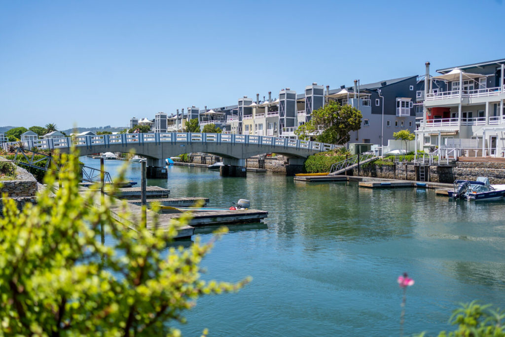 Thesen Island Hafen