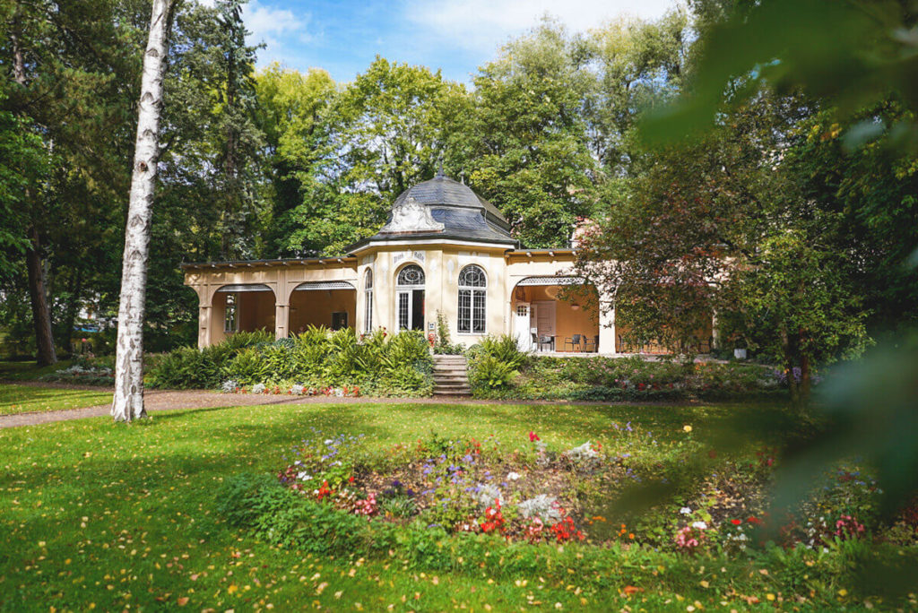 Kurpark-Bad-Sulza-Trinkhalle-Saale-Unstrut