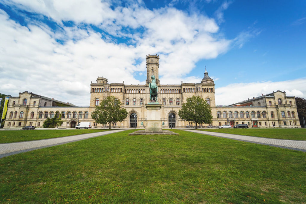 Leibniz-Uni-Hannover-Sachenross
