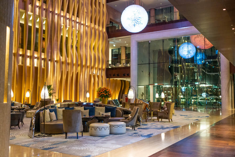 Лоббі готелю Grand Hyatt Abu Dhabi