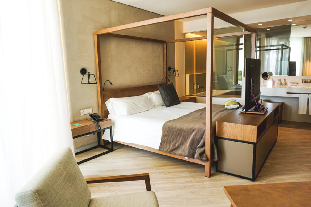 Mallorca-Strand-Hotel-Iberostar-Selection-Lluat-Palma-Junior-Suite