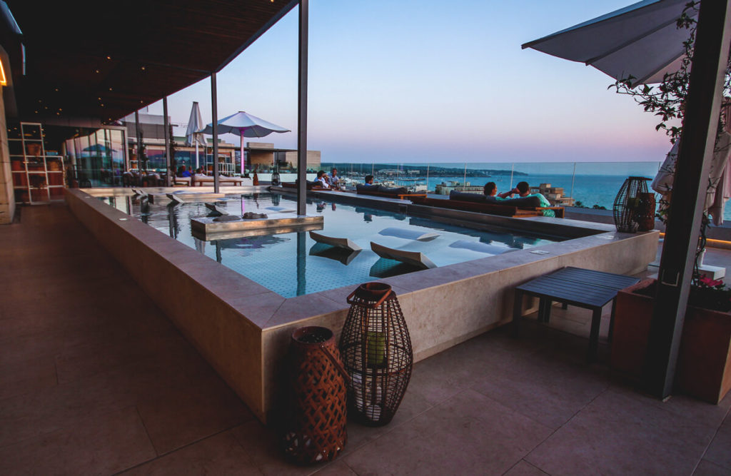 Mallorca-Strand-Hotel-Iberostar-Selection-Lluat-Palma-Rooftop-Bar