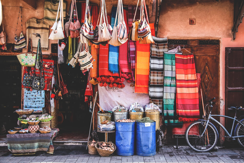 Marrakesh-Souks-Strassen-Markt-Marokko-Shopping
