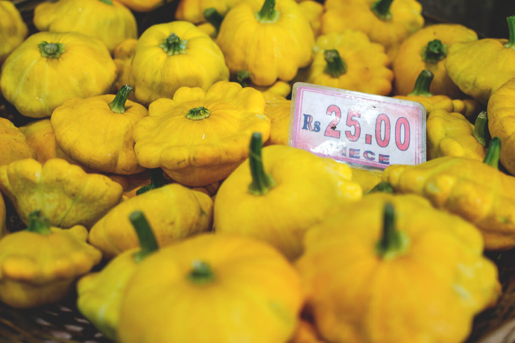 Mauritius-guenstig-Obst-kaufen-Markt