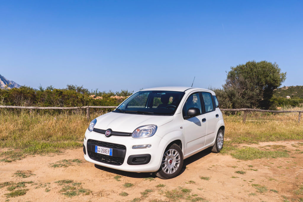 Mietwagen-Sardinien-Autofahren