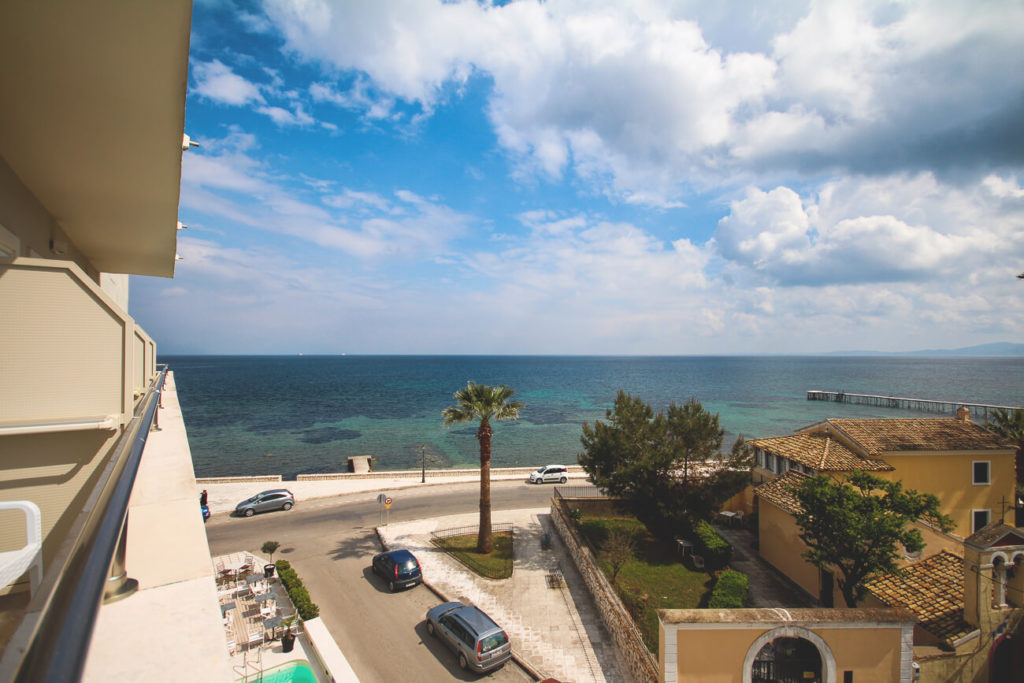 Mon-Repos-Palace-Korfu-Hotel-Aussicht-Meer