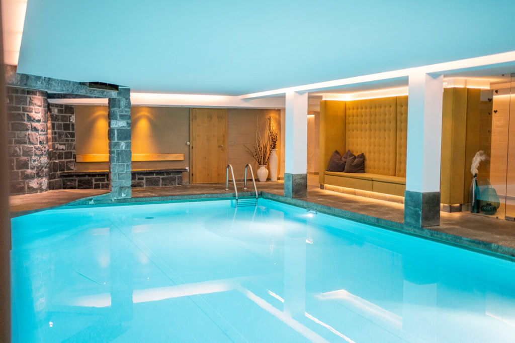 Montafon-Vorarlberg-Hotel-Verwall-Hallenbad-2