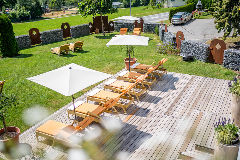 Montafon-Vorarlberg-Hotel-Verwall-Sonnenterrasse