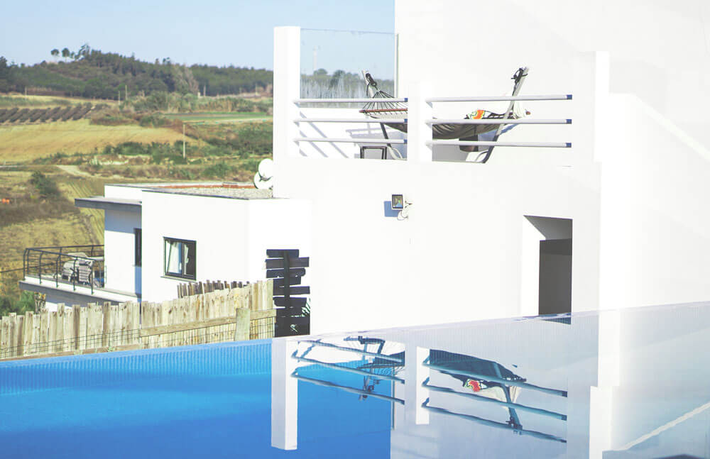 Nomad-Week-Portugal-The-Mavericks-Surf-Villas-Pool-1